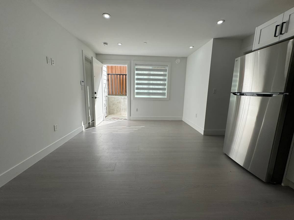 21186 Wicklund Avenue - Photo 4 of 11