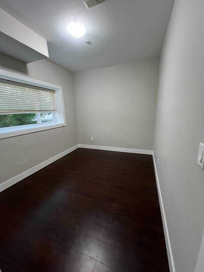 25482 Godwin Drive - Photo 3 of 8