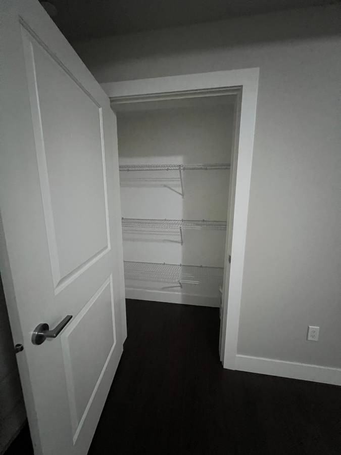 25482 Godwin Drive - Photo 7 of 8