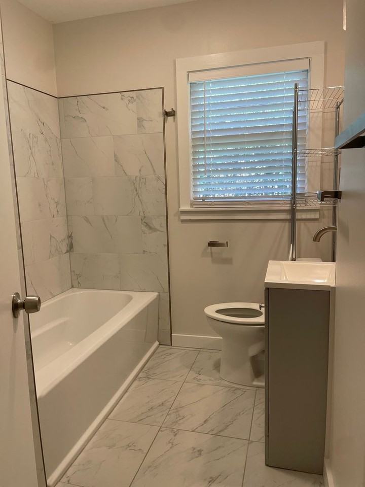 127 W Drake Ave - Photo 6 of 10