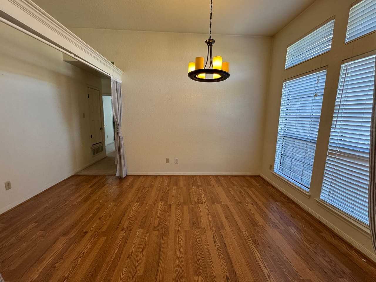 1002 Windy Hill Rd - Photo 2 of 28