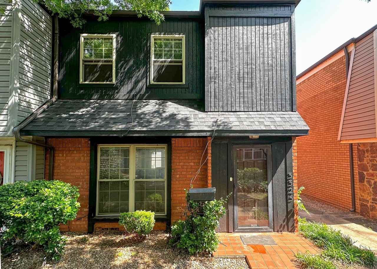 3325 Brookhollow Ct - Photo 2 of 41