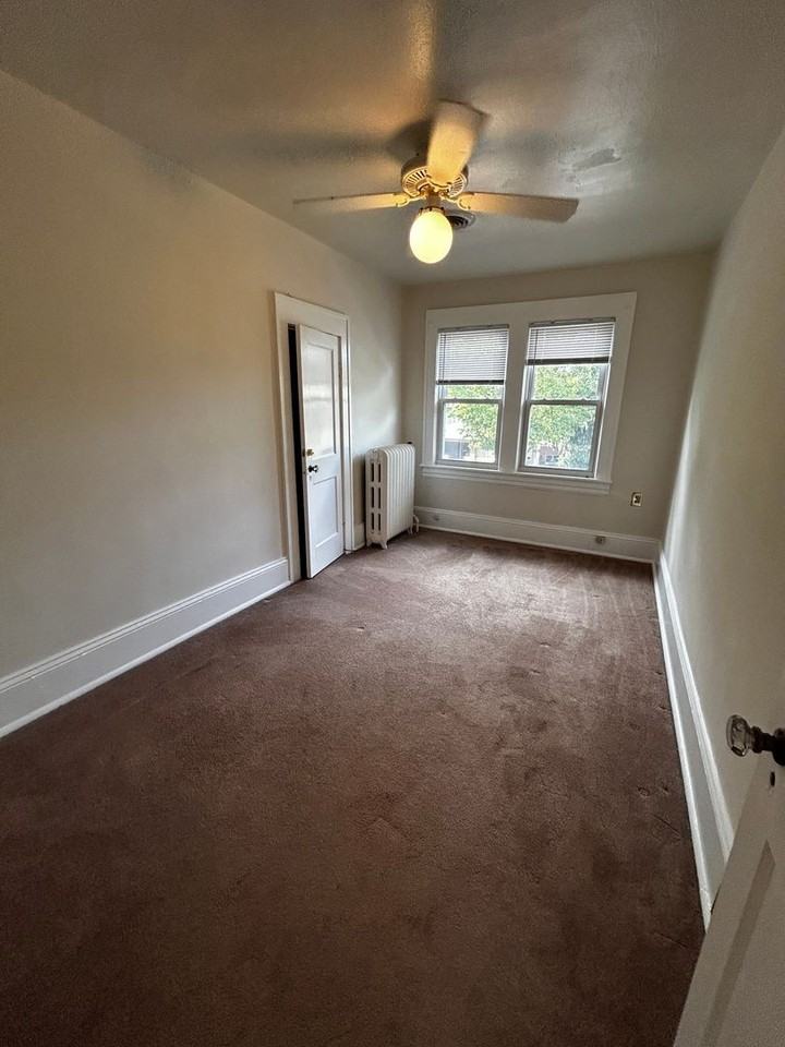 1912 Arden Rd Sw - Photo 4 of 19