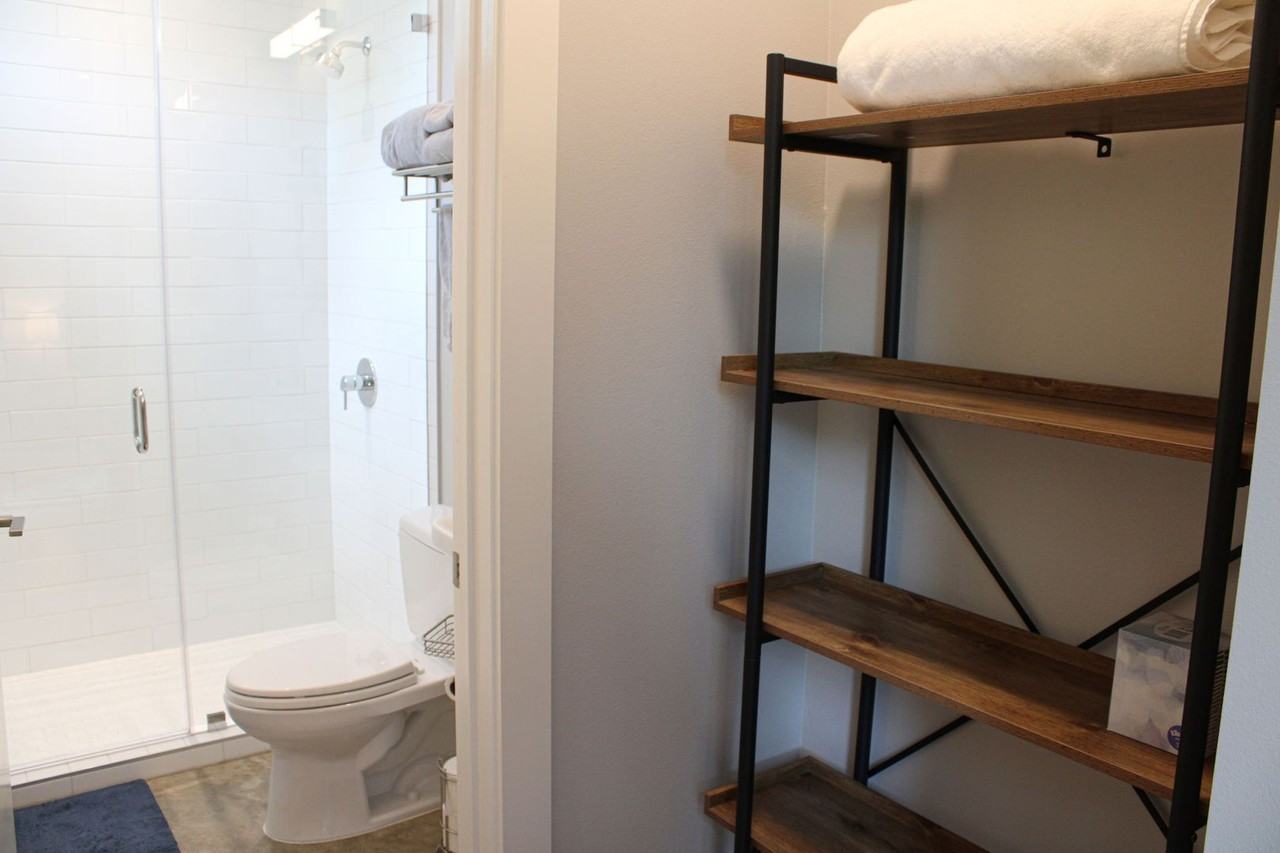 318 W Grayson St #304 - Photo 7 of 33