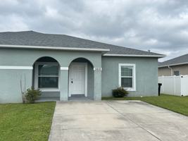 featured image of 548 Albatross Dr #B