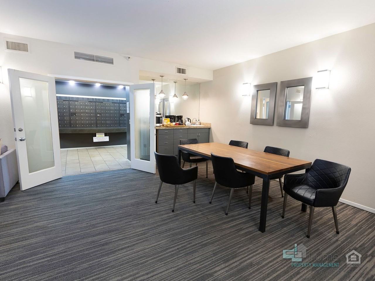 1500 Sw Park Ave - Photo 3 of 34