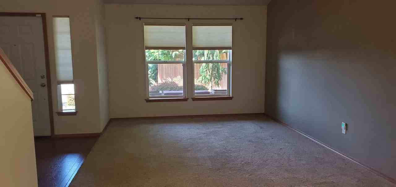 20230 Se 261st Ct - Photo 5 of 18