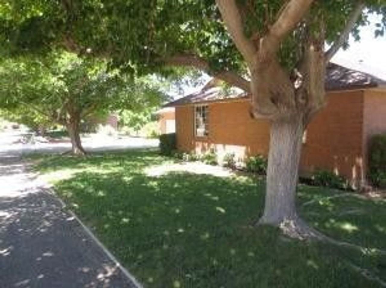 1025 Fort Pierce Drive - Photo 5 of 35