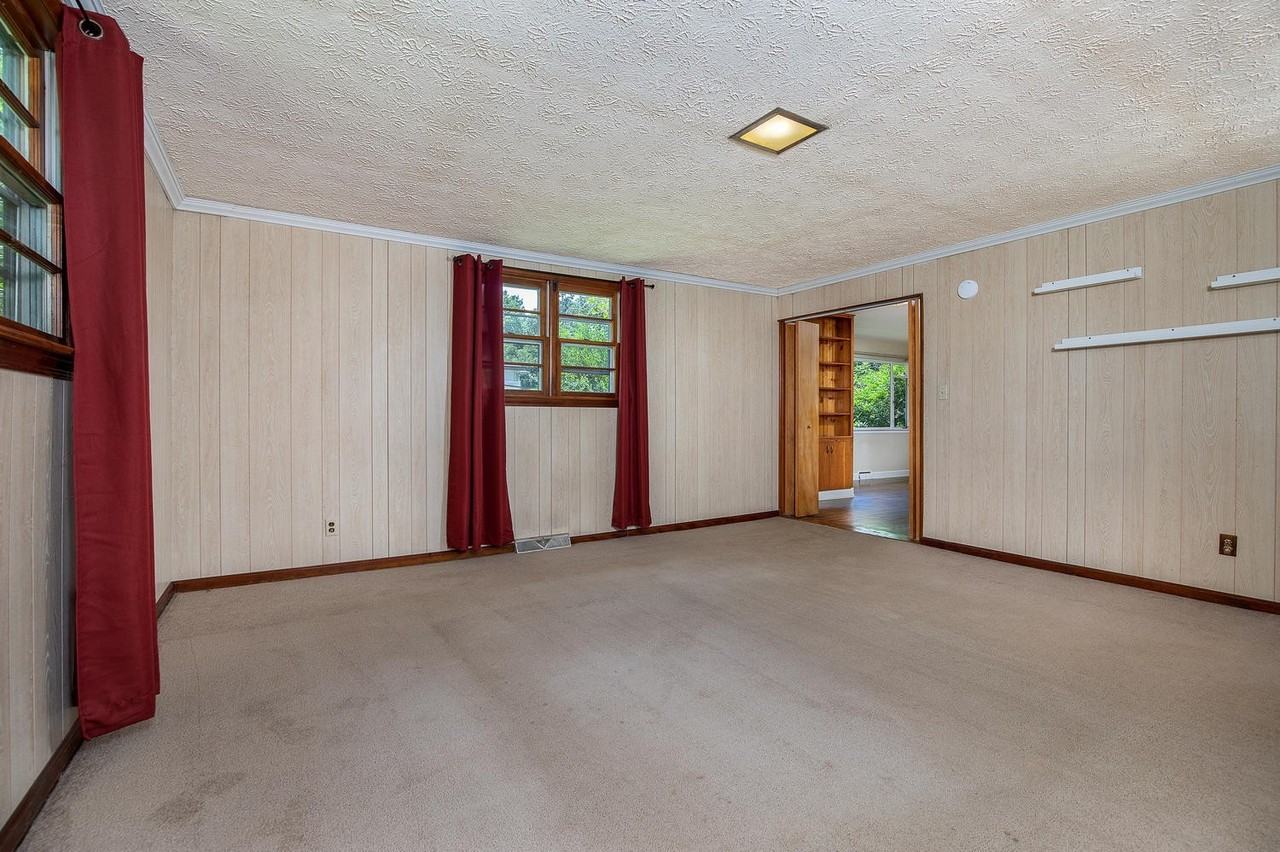 196 Morningside Dr - Photo 6 of 20