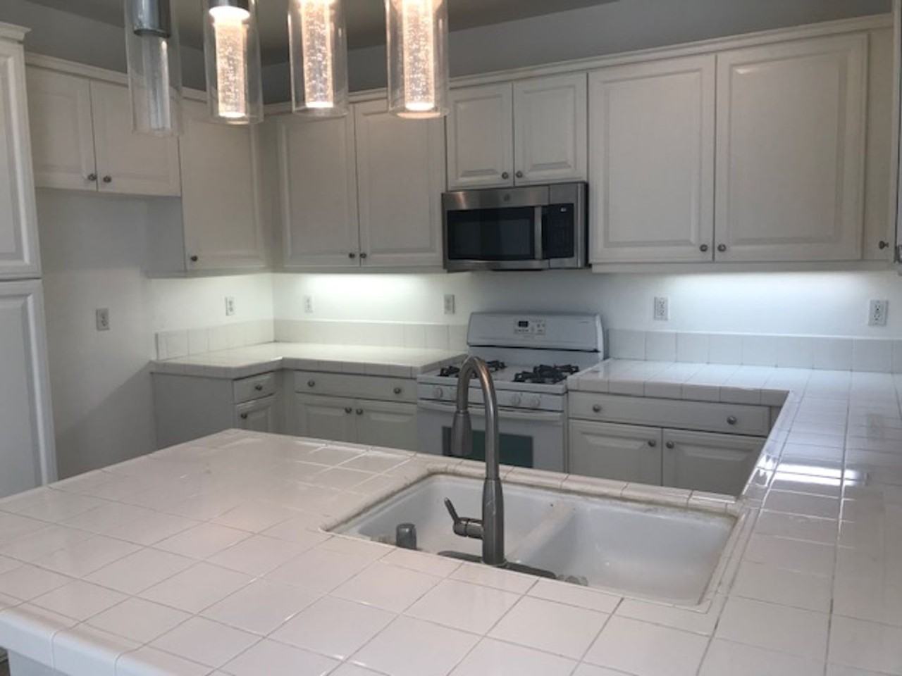 9788 Winterberry Dr - Photo 5 of 49