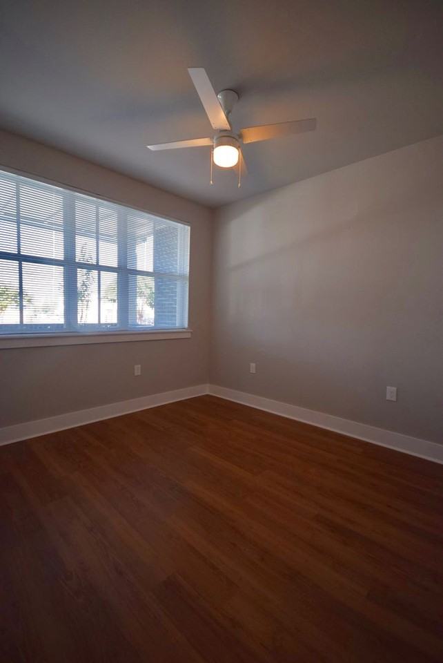 The Clayton on Scott - Photo 6 of 19