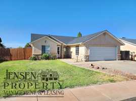 featured image of 1585 W 1550 N