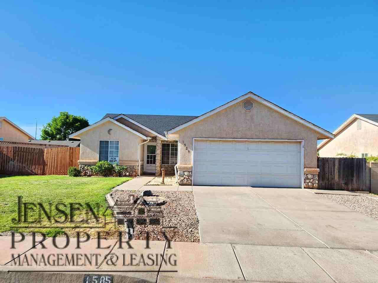 1585 W 1550 N - Photo 2 of 17