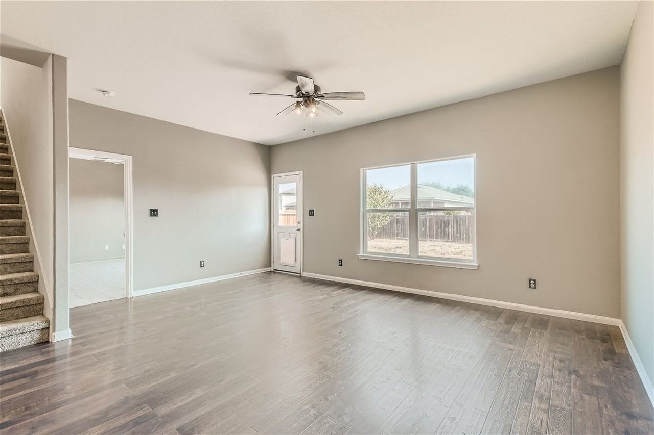 11807 Luckey Ledge - Photo 3 of 28