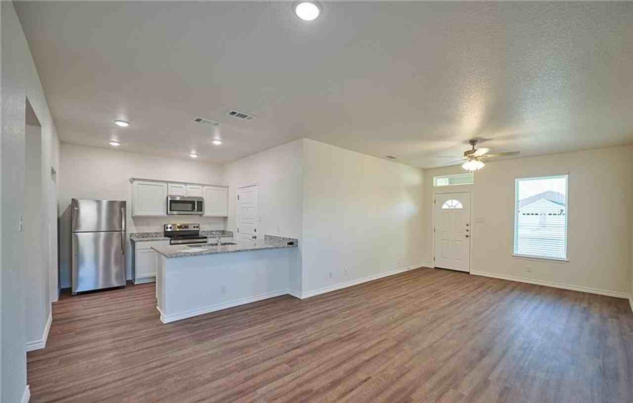 1106 Carlsberg Drive - Photo 3 of 21