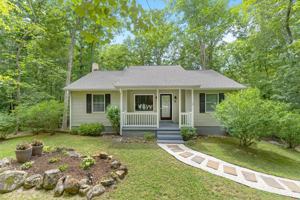 featured image of 6 Cheyenne Ct