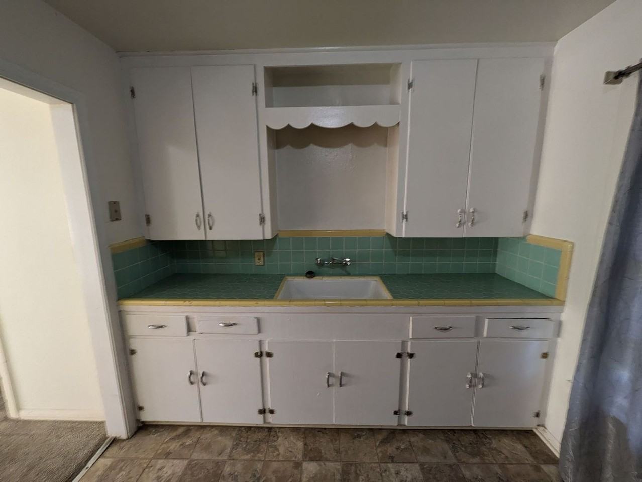 5180 Chambers Street - Photo 3 of 11