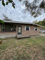 featured image of 926 N Linview Ave