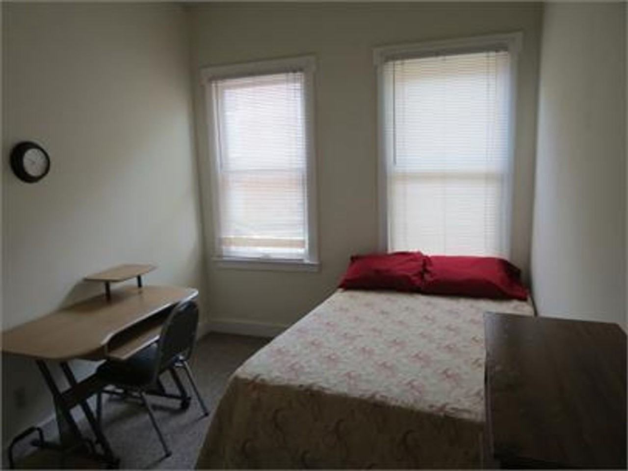 610 West Elm Street - Photo 2 of 14