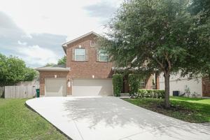 featured image of 14006 Roslin Frst