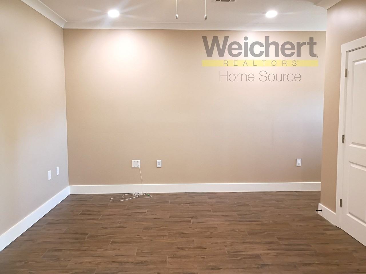 215 North Pruett Street - Photo 3 of 12