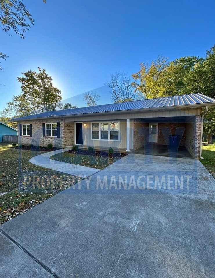 146 Carrie Dr Nw - Photo 3 of 29