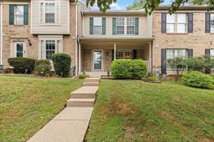 302 Honey Locust Ct - Photo 1 of 1