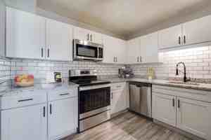 featured image of 200 Knollridge Ct