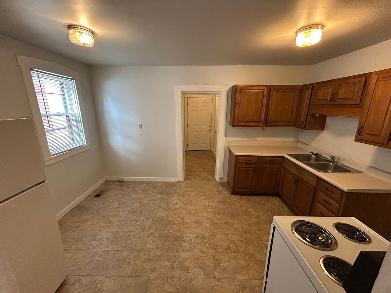 1017 Kentucky St - Photo 3 of 11