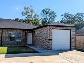2925 Pecos St - Photo 1 of 1