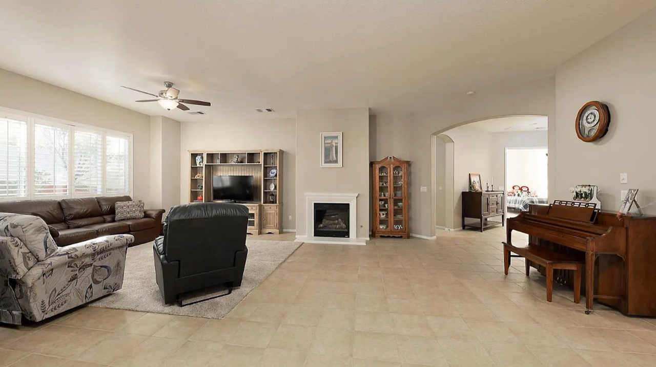 5703 Park Place Dr - Photo 5 of 24