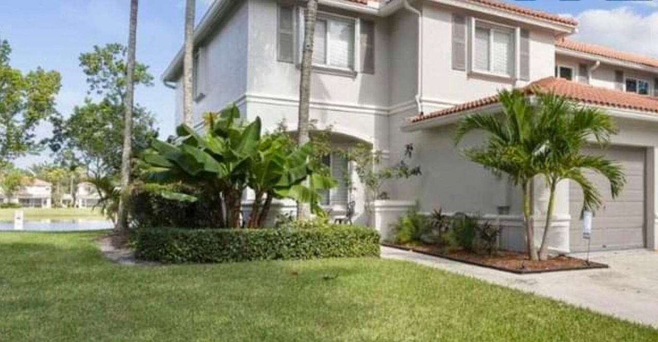 8027 Big Pine Way - Photo 4 of 10