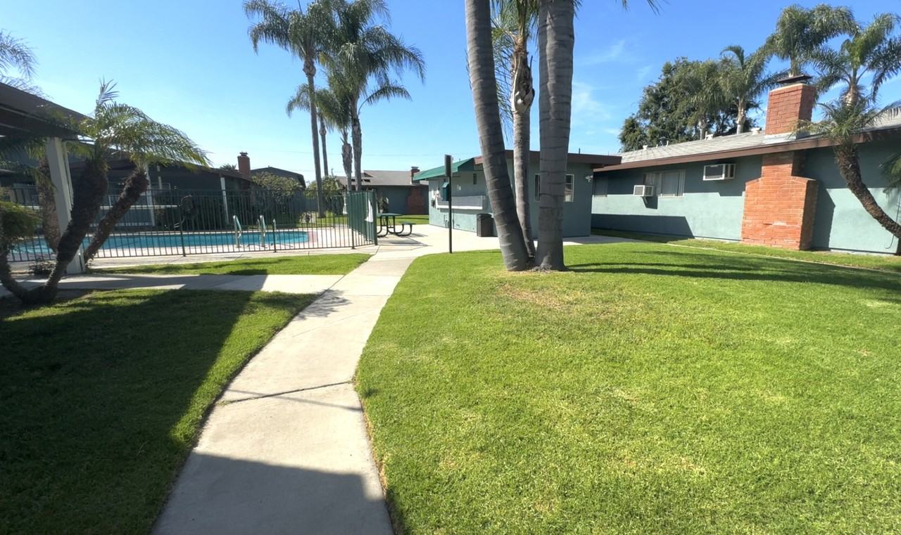 1722 Nisson Road #D - Photo 4 of 16