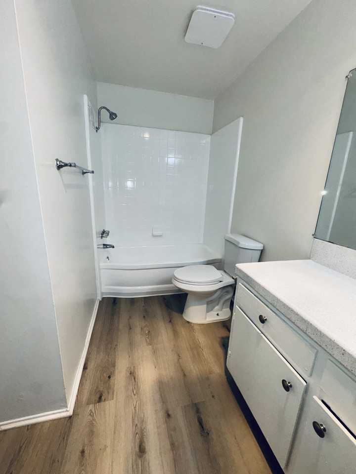 1722 Nisson Road #D - Photo 5 of 16