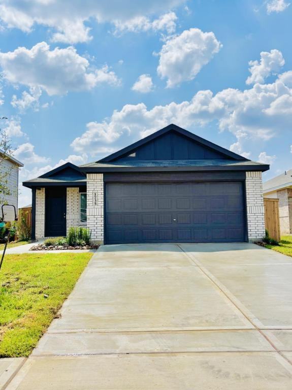 1735 W Stroker Rd - Photo 7 of 32