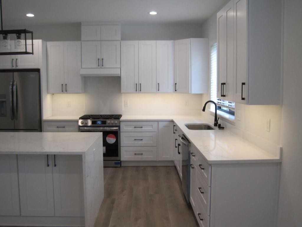 212 Sw 129th St - Photo 5 of 31