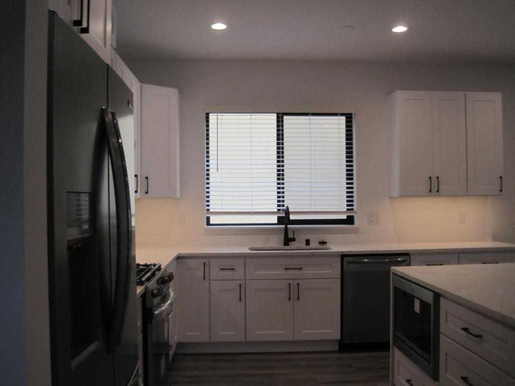 212 Sw 129th St - Photo 6 of 31
