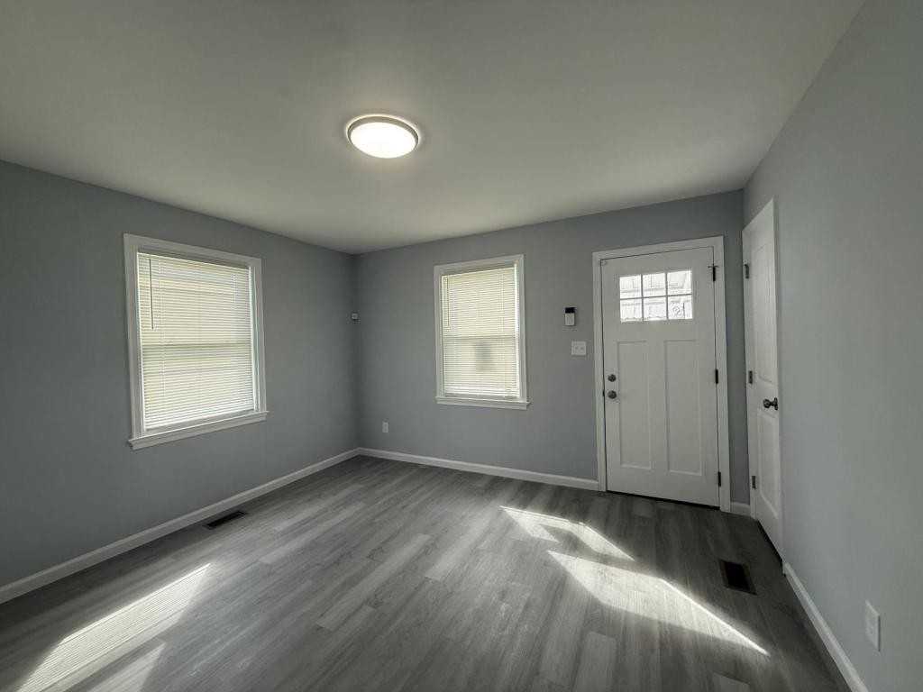 9613 Harding Ave - Photo 3 of 23