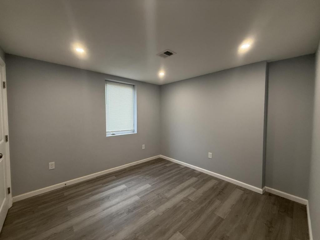 9613 Harding Ave - Photo 6 of 23