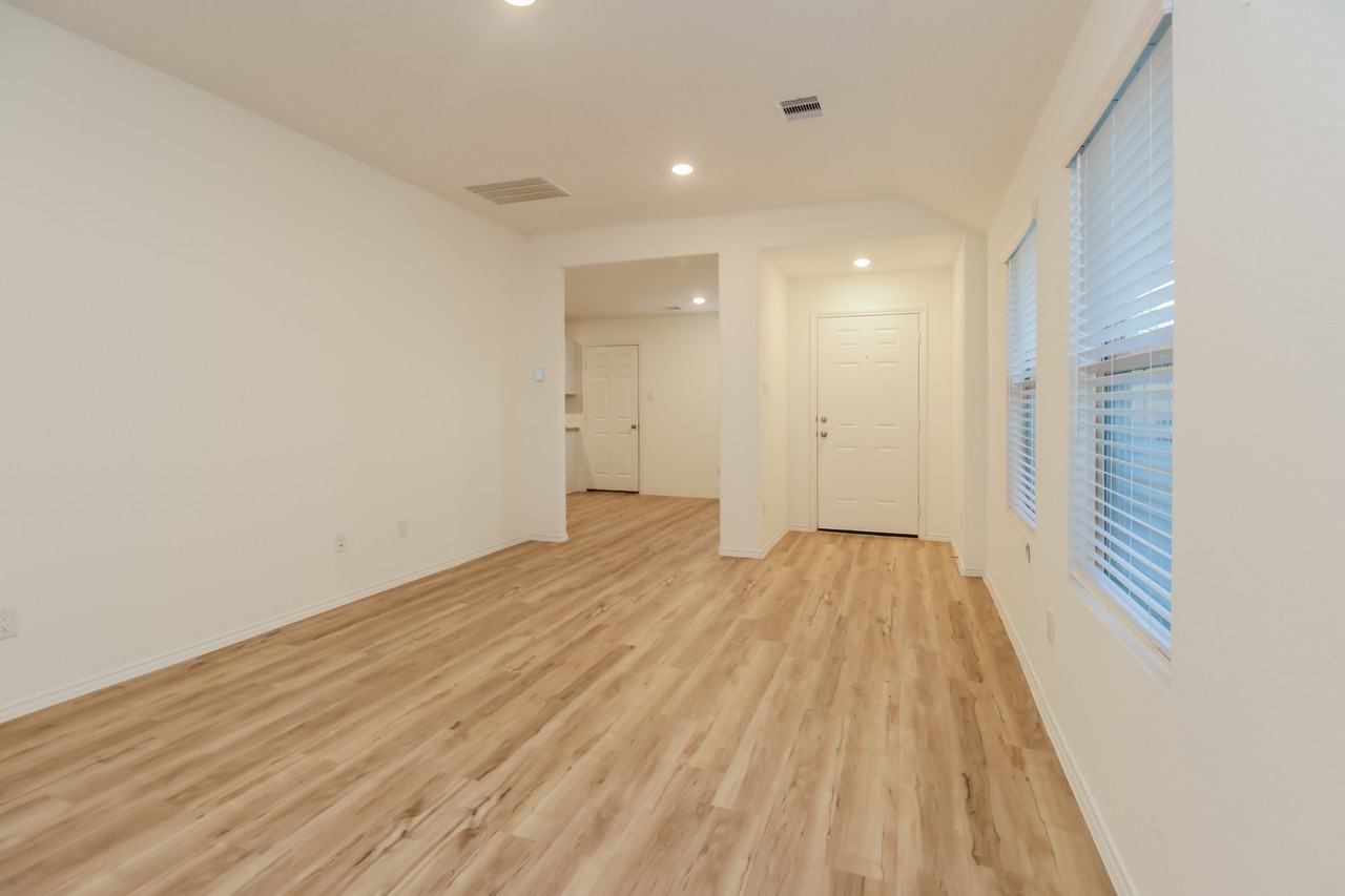 1614 1614 Oleander Greens Dr - Photo 7 of 18