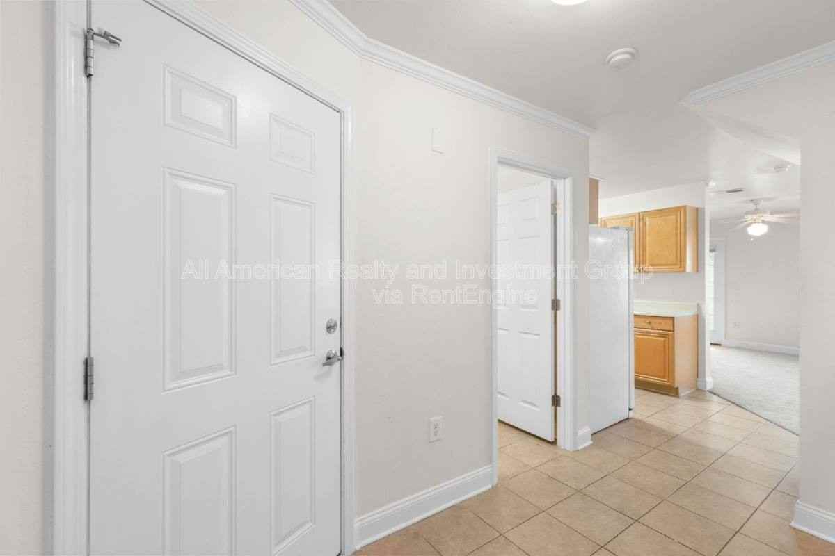 554 Wingspan Way - Photo 2 of 10