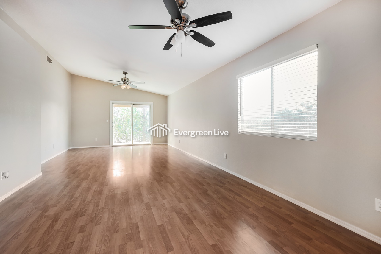 2156 W Splitwood Pl - Photo 7 of 17