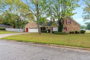 featured image of 1936 Vaughn Ln