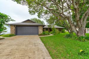 featured image of 2025 Willow Oak Dr