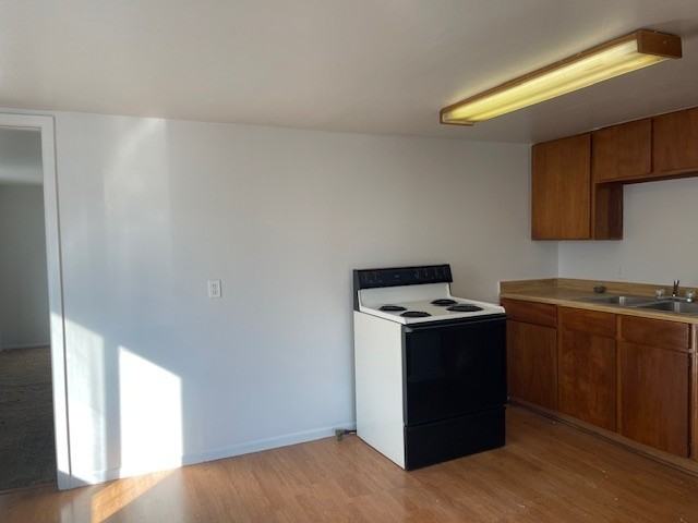 726 Broadway St #2 - Photo 2 of 11