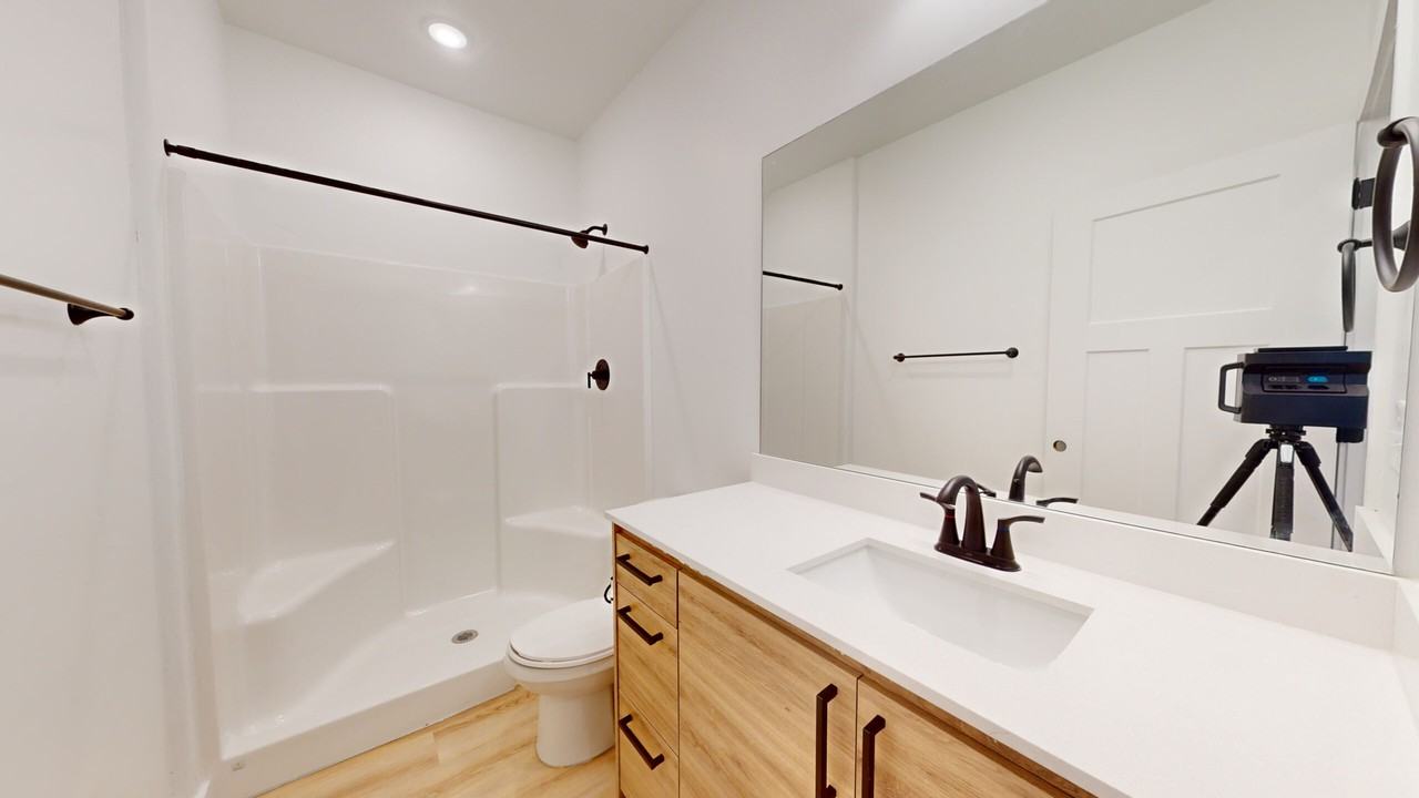 1137 Ws #302 - Photo 6 of 8