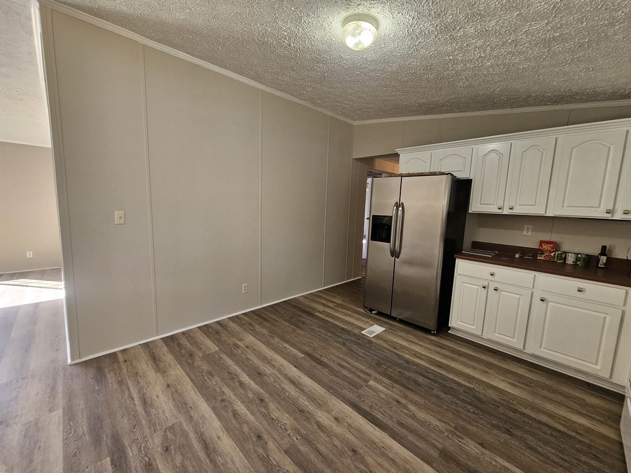 1611 Carolina Ave - Photo 5 of 33