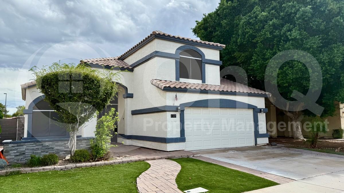 1325 N Palmsprings Dr - Photo 2 of 24