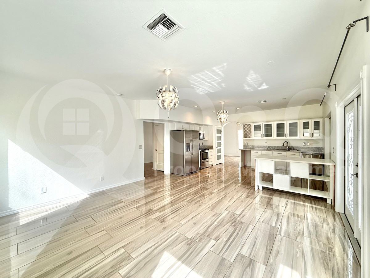 1325 N Palmsprings Dr - Photo 6 of 24