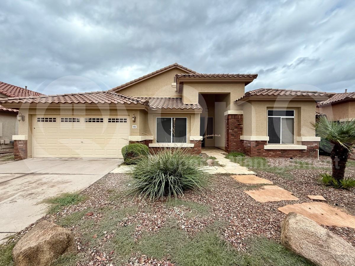 6932 W Monterey St - Photo 3 of 23